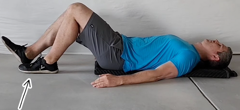 Staggered Stance Bridge for Glute Activation